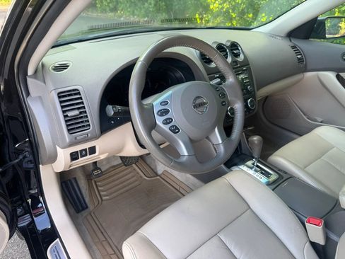 Used 2012 Nissan Altima 3.5 SR w/ Sport Pkg FWD image 15