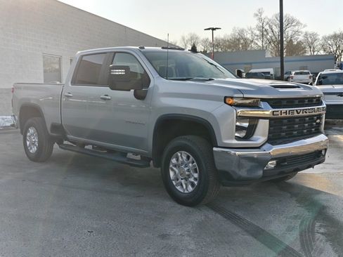 Used 2021 Chevrolet Silverado 3500 LT w/ All Star Edition image 3