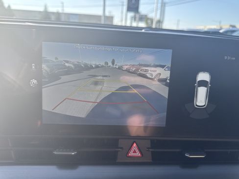 Used 2023 Kia Sportage EX FWD image 25