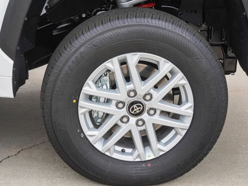 New 2026 Toyota Tundra SR5 image 10