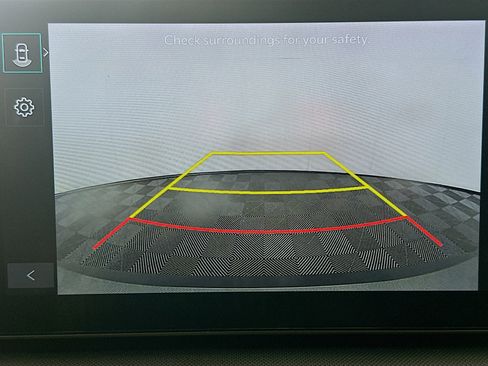 Used 2025 Kia K4 LXS image 23