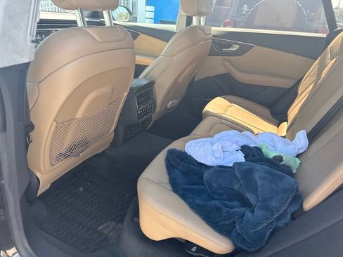 Used 2019 Audi Q8 Prestige AWD/4WD image 11