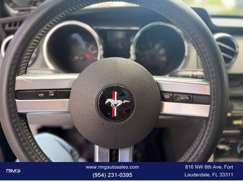 Used 2007 Ford Mustang Premium image 17