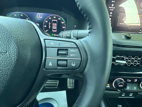 Certified 2025 Honda Accord Sport image 29