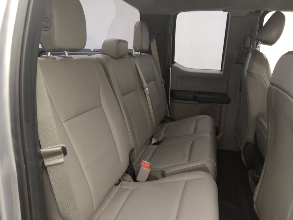 Used 2017 Ford F150 XL w/ Equipment Group 101A Mid RWD image 19