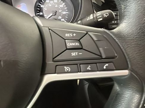 Used 2020 Nissan Rogue Sport S AWD/4WD image 16