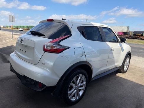 Used 2016 Nissan Juke SV FWD image 30