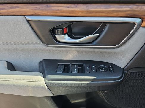 Used 2019 Honda CR-V EX image 30