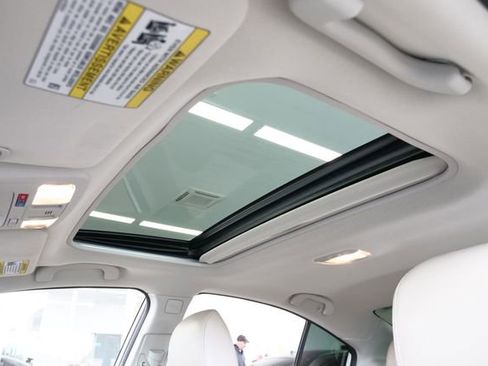 Used 2018 Subaru Legacy 3.6R Limited image 31