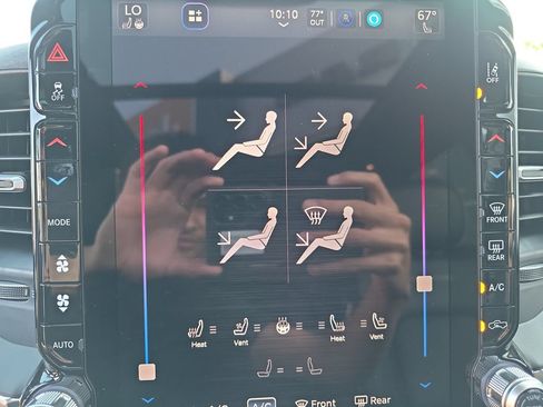 New 2026 RAM 1500 Laramie AWD/4WD image 20