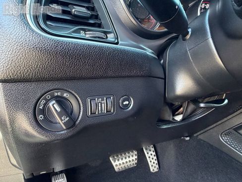 Used 2022 Dodge Challenger R/T Scat Pack w/ Driver Convenience Group image 22