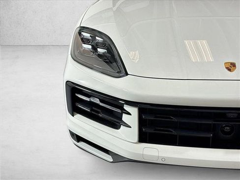 Used 2026 Porsche Cayenne S AWD/4WD image 27