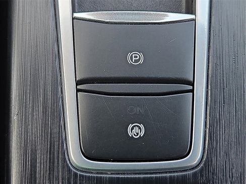 Used 2023 Ford Escape ST-Line image 18