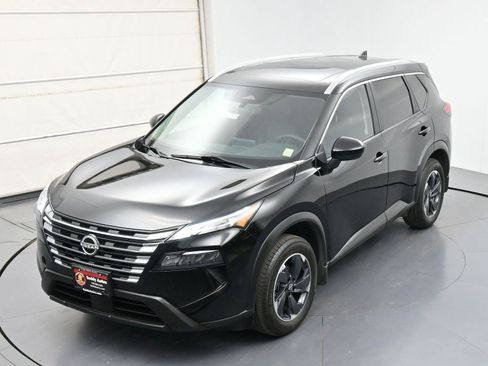 Certified 2024 Nissan Rogue SV w/ SV Premium Package AWD/4WD image 29