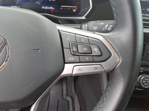 Used 2024 Volkswagen Jetta SE FWD image 25
