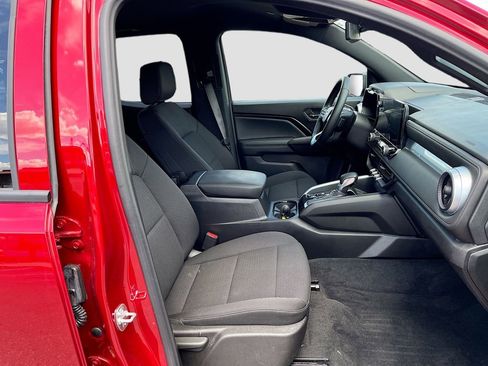 Used 2025 Chevrolet Colorado LT w/ Advanced Trailering Package image 25