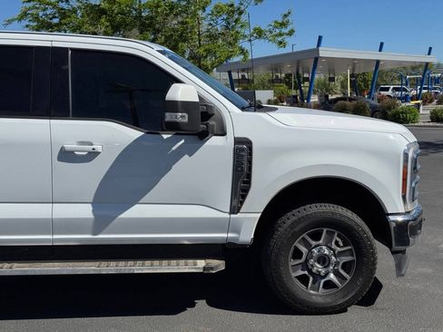 Used 2023 Ford F250 Lariat w/ FX4 Off-Road Package AWD/4WD image 10