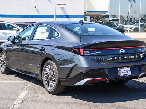 New 2026 Hyundai Sonata SEL FWD image 9