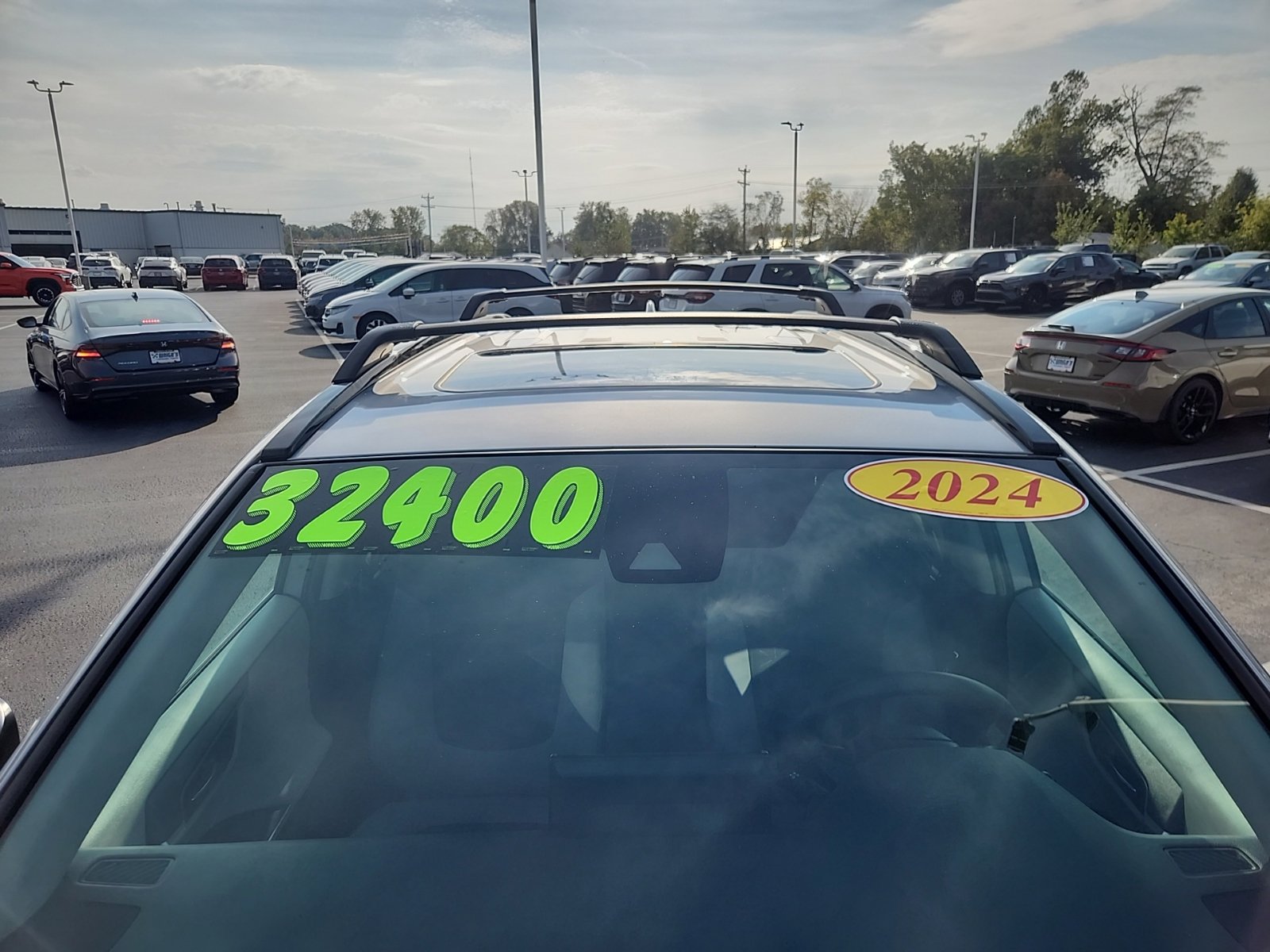Used 2024 Toyota RAV4 XLE w/ Convenience Package AWD/4WD image 12
