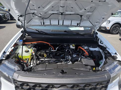 New 2026 Ford Maverick XL AWD/4WD image 37