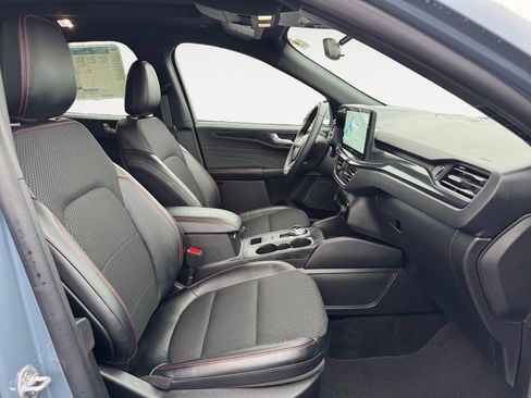 New 2025 Ford Escape ST-Line Select w/ Tech Pack #2 image 17