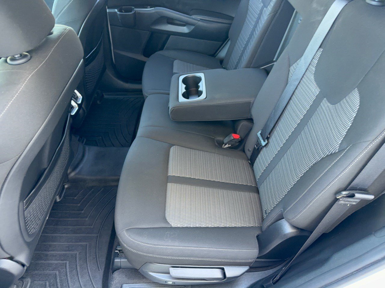 Used 2023 Kia Sorento LX FWD image 25