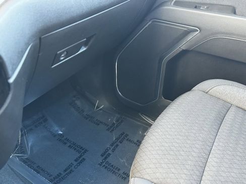 Certified 2022 Chevrolet Silverado 1500 LT image 21