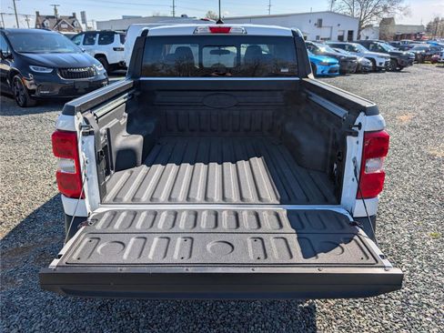 Used 2024 Ford Maverick Lariat AWD/4WD image 12