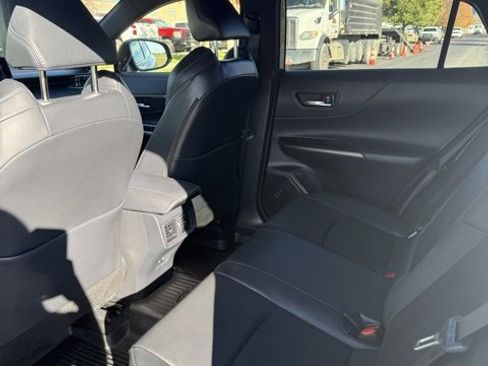 Certified 2021 Toyota Venza Limited image 36