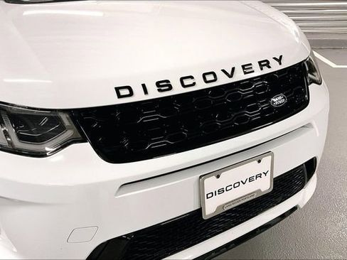 Used 2020 Land Rover Discovery Sport SE R-Dynamic image 31