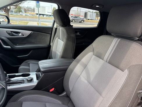 Used 2023 Chevrolet Blazer LT w/ Midnight/Sport Edition image 9