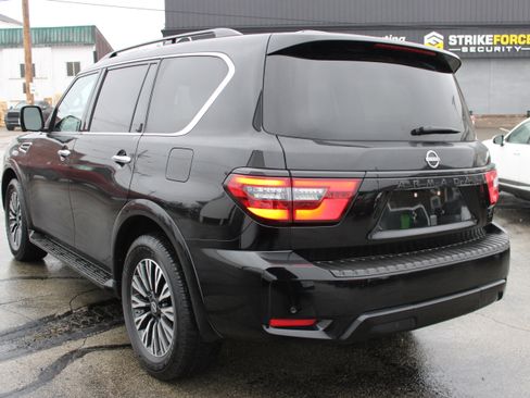 Certified 2024 Nissan Armada SL w/ Midnight Edition Package image 3