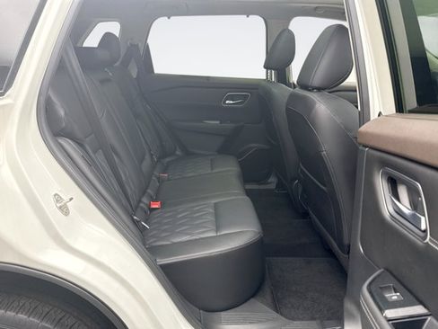 Used 2023 Nissan Rogue Platinum AWD/4WD image 20