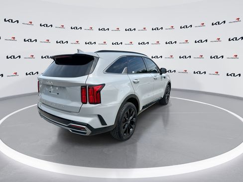 Certified 2022 Kia Sorento SX AWD/4WD image 8