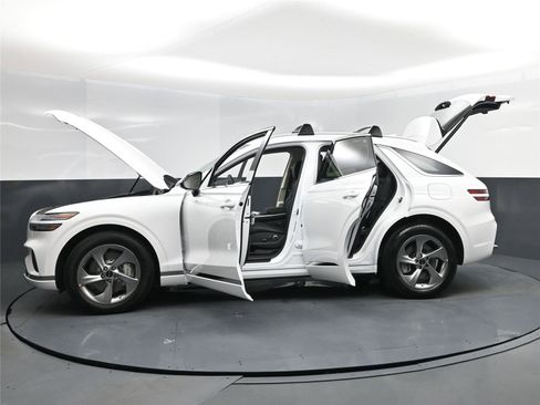 New 2026 Genesis GV70 2.5T Select image 20