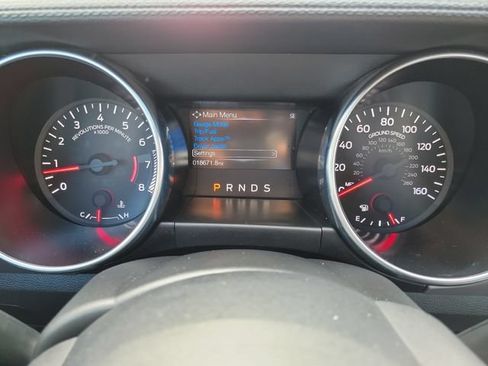 Used 2022 Ford Mustang Premium RWD image 19