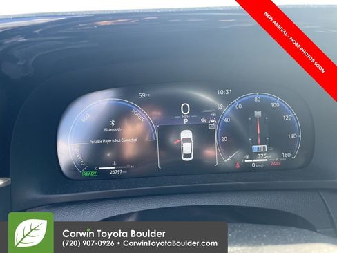 Used 2023 Toyota Crown Limited AWD/4WD image 9