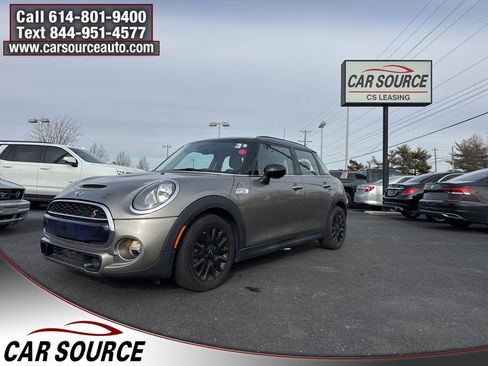 Used 2016 MINI Cooper S image 1