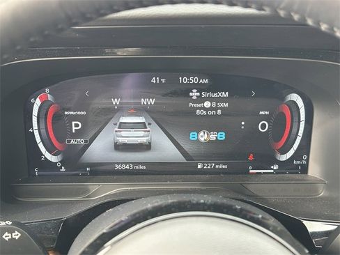 Certified 2024 Nissan Pathfinder Platinum w/ Black Appearance Package image 29