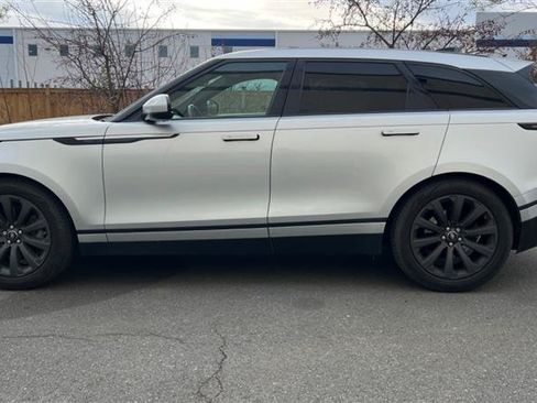 Used 2018 Land Rover Range Rover Velar S AWD/4WD image 17