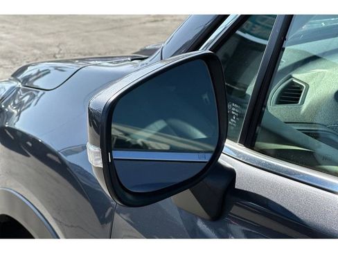 Used 2024 Subaru Forester Limited image 20