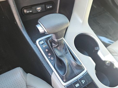 Used 2020 Kia Sportage S w/ S Sunroof Package image 17