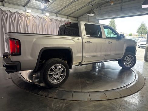 Used 2017 GMC Sierra 1500 SLT w/ SLT Premium Package AWD/4WD image 3