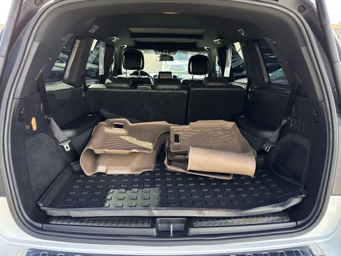 Used 2019 Mercedes-Benz GLS 550 4MATIC image 38