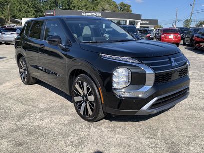 New 2025 Mitsubishi Outlander SE