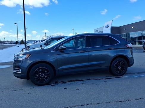Used 2020 Ford Edge SEL w/ Convenience Package image 8