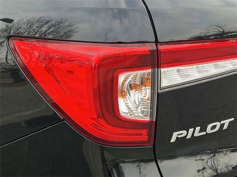 Used 2020 Honda Pilot LX image 10