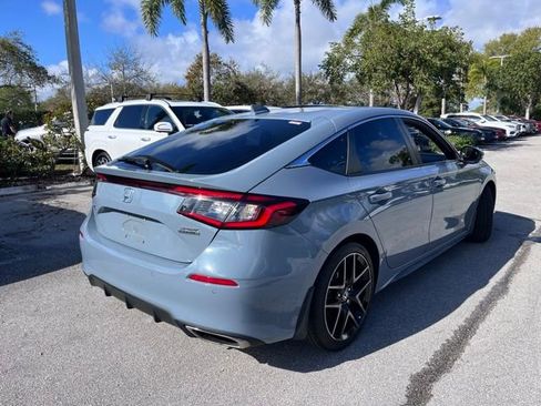 Used 2023 Honda Civic Sport Touring image 4