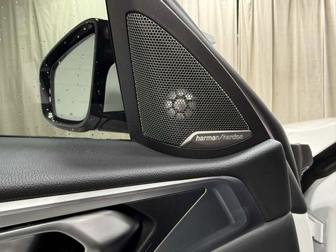 Used 2024 BMW M4 Coupe w/ M Driver's Package image 8