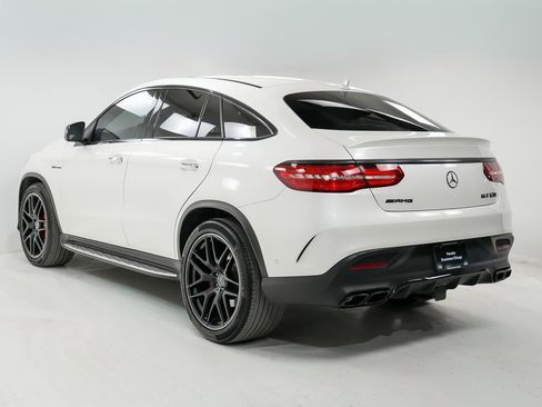 Used 2019 Mercedes-Benz GLE 63 AMG S image 3